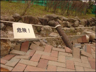 摜2