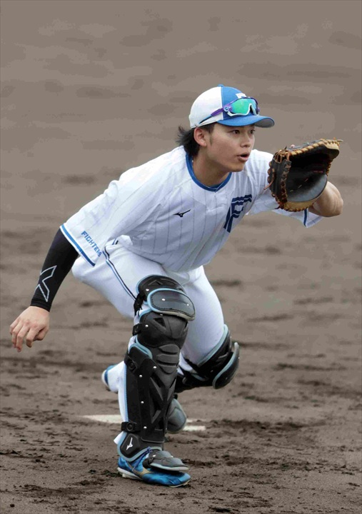 �n���i���˂̃n���t�@���j