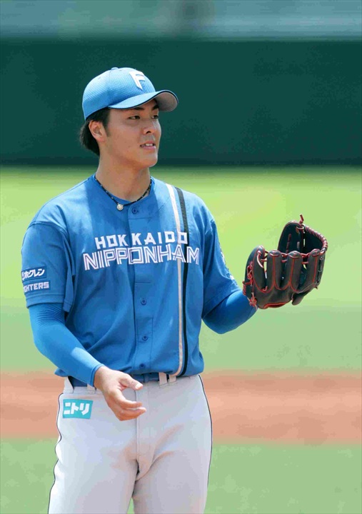 �ړ����i���˂̃n���t�@���j