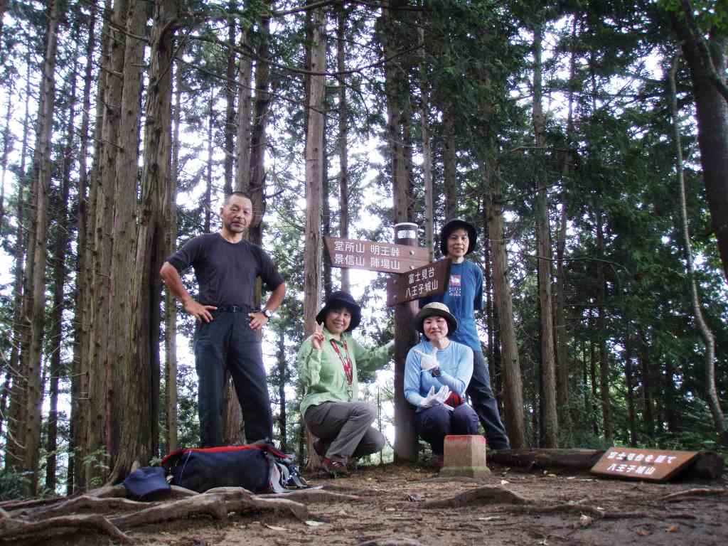 �m�d�s�R�x��h�g�`�k�t�h