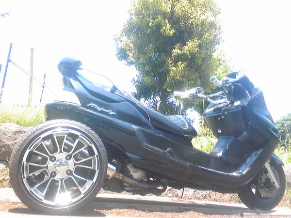 Shonan Road Runner �Ó샍�[�h�����i�[�����܂�ς��܂����������Y�g���C�N���O�֎�