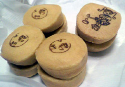 ���̍��̖l�́E�E�E�E�E������������́H