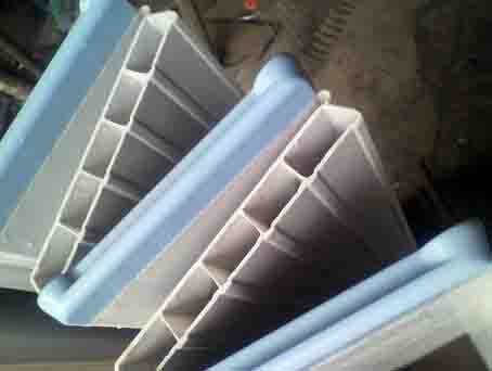 ���̍��̖l�́E�E�E�E�E������������́H