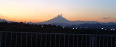 ���̍��̖l�́E�E�E�E�E������������́H