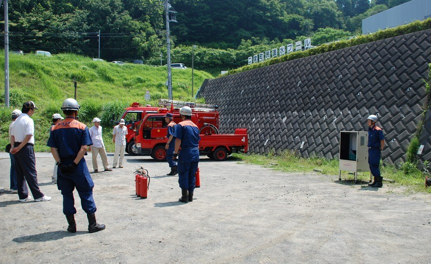 �΂��u����V������{�̕��𔭐M���܂�