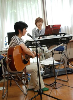 �΂��u����V������{�̕��𔭐M���܂�