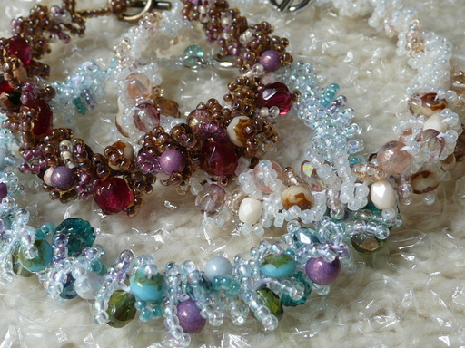 �A�g���G�r���[ Atelier View