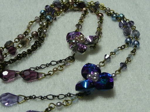 �A�g���G�r���[ Atelier View