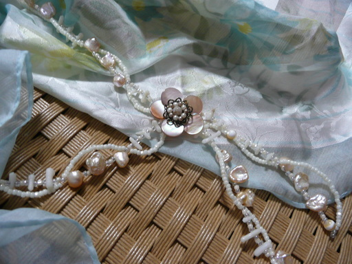 �A�g���G�r���[ Atelier View