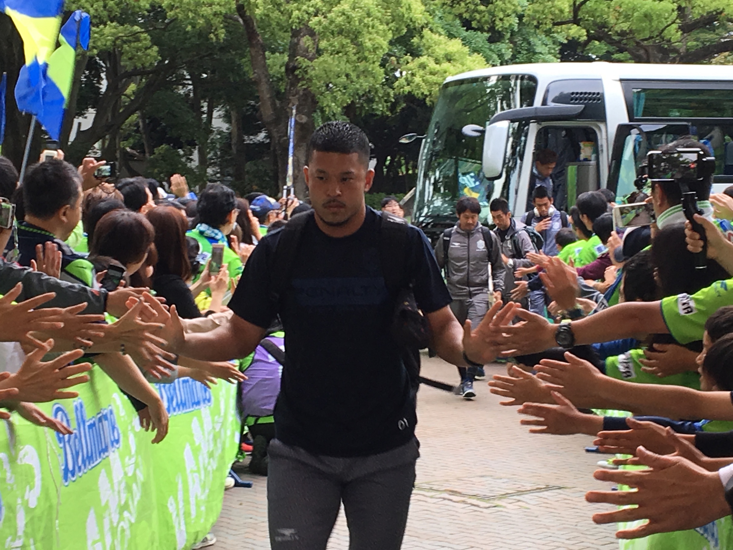 �f���I�f���I�x���}�[��