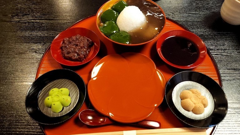 holy-knight�@     Senior Football