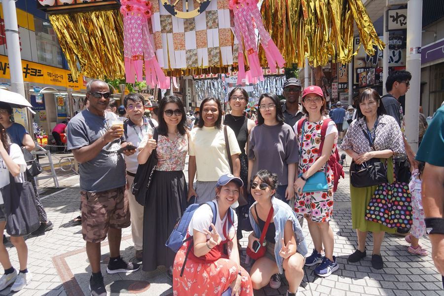 7/7wB𕽒ˎ[Ղɂē/Guide international students to the Hiratsuka Tanabata FestivaliÓ쎩R͔|̂Rj