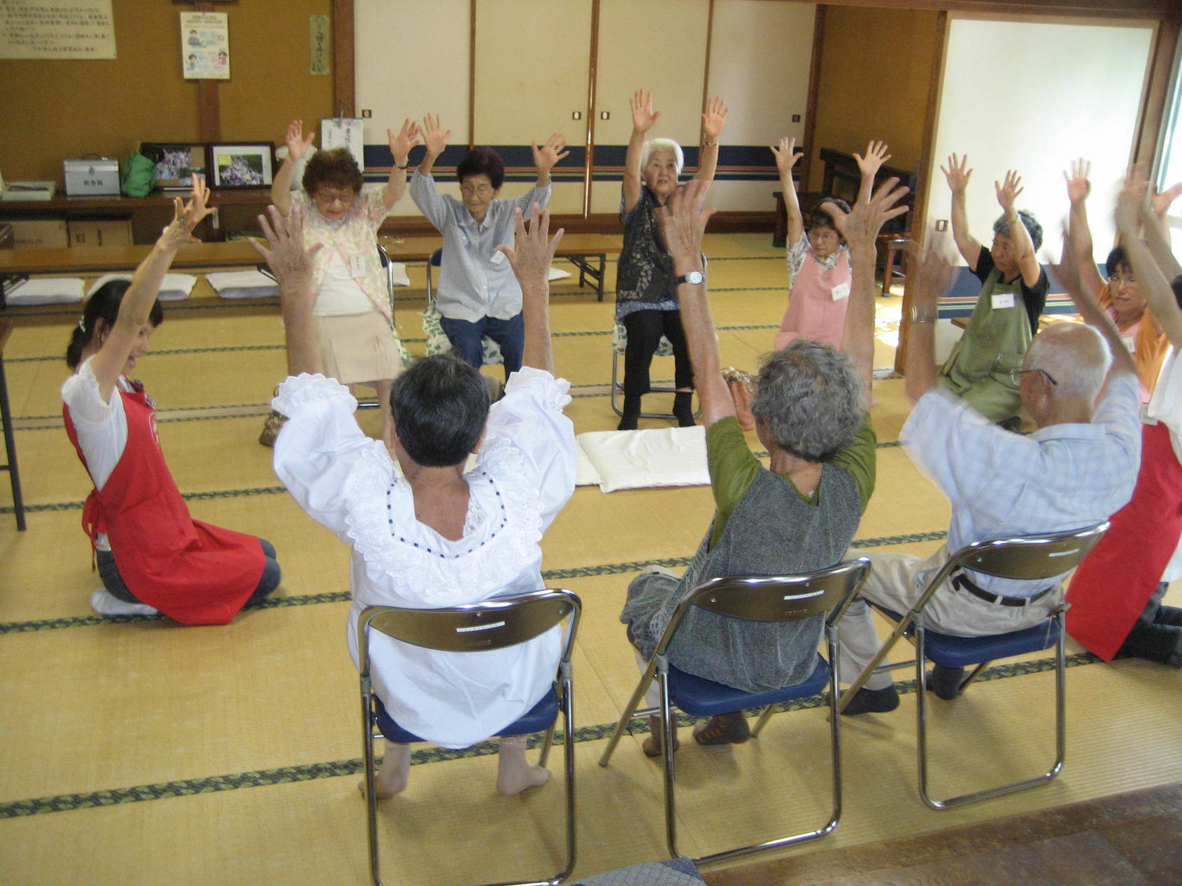 ���@��g�L���C���[��BOX]�@���@[�j�Ə��̕��i]�@�i�Z�ҏ����W�j