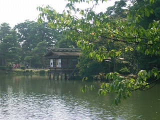 ���₶�̎