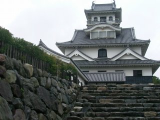 ���₶�̎