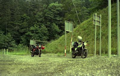 ���₶�̎