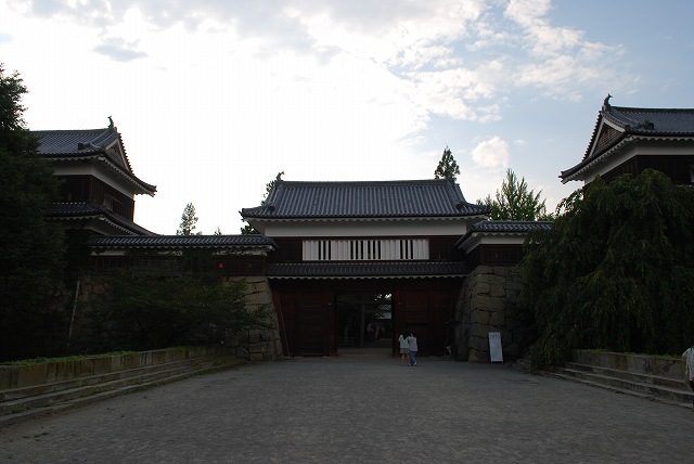 ���₶�̎