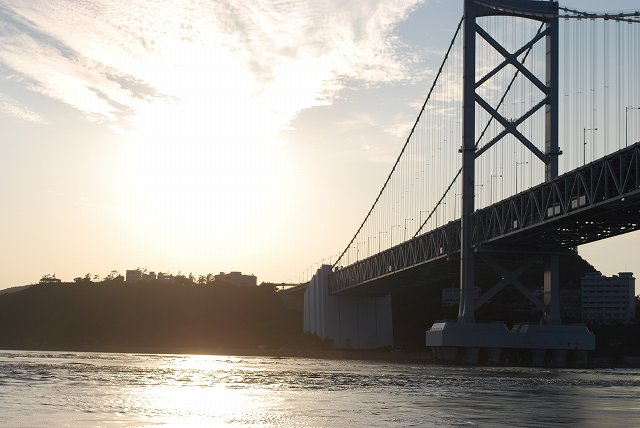 ���₶�̎