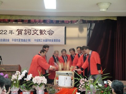 �����ʐM�[����l�b�g