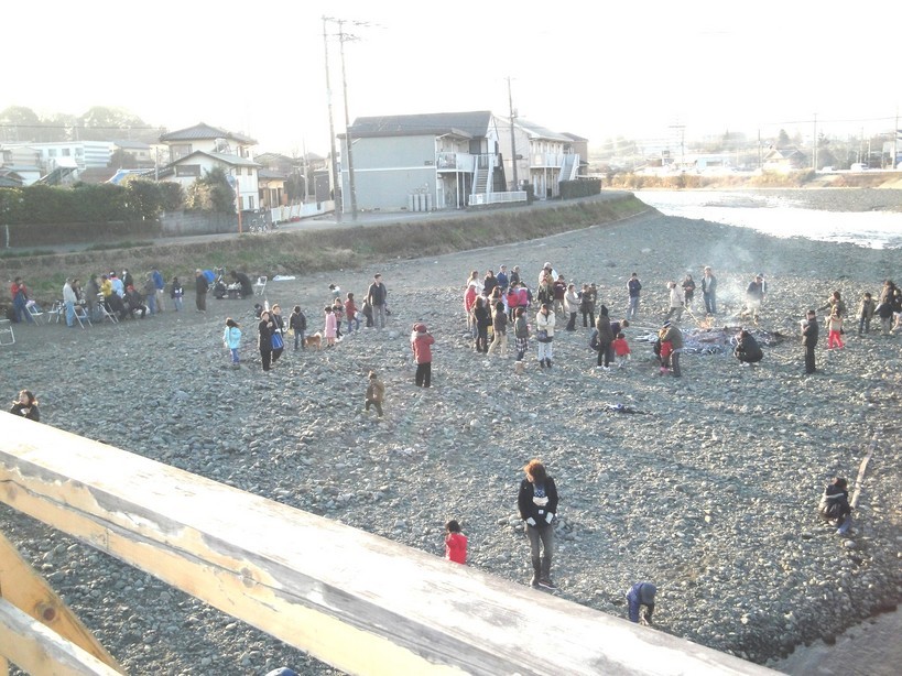 �����ʐM�[����l�b�g