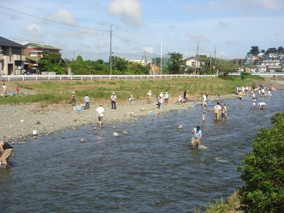 �����ʐM�[����l�b�g