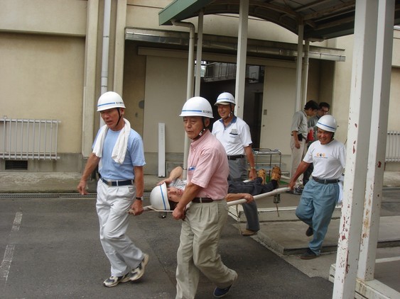 �����ʐM�[����l�b�g