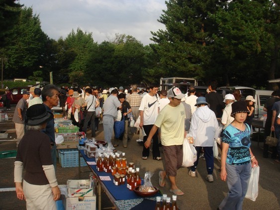 �����ʐM�[����l�b�g