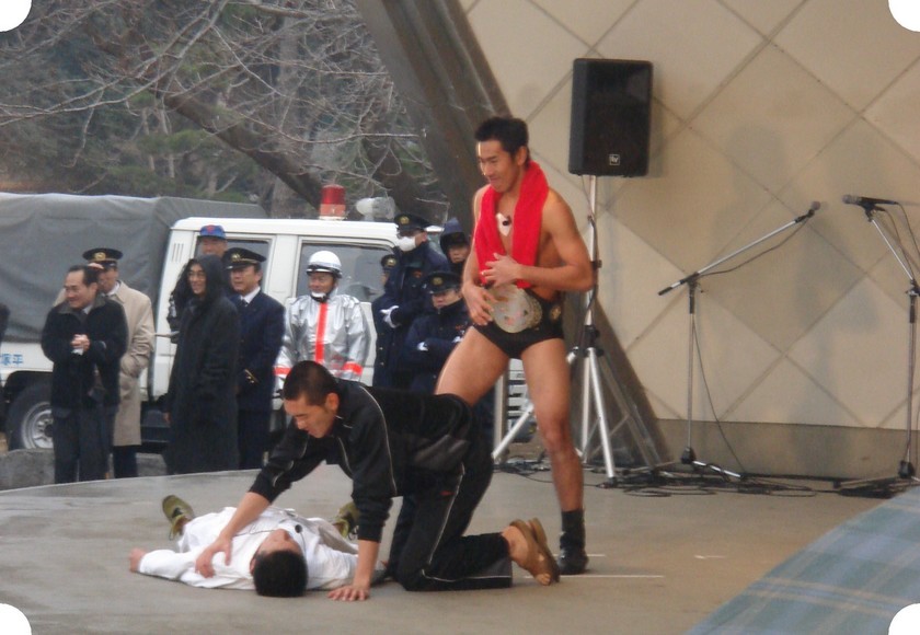 �����ʐM�[����l�b�g