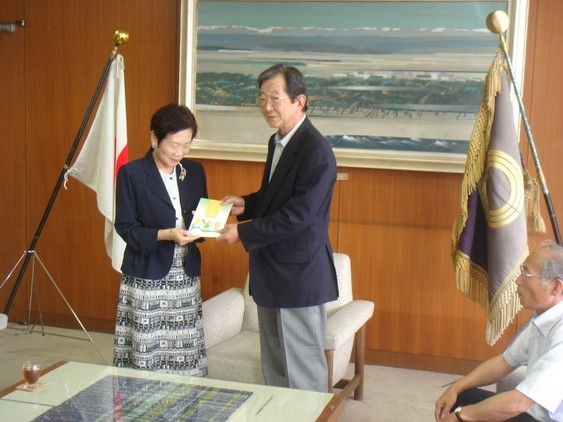 �����ʐM�[����l�b�g