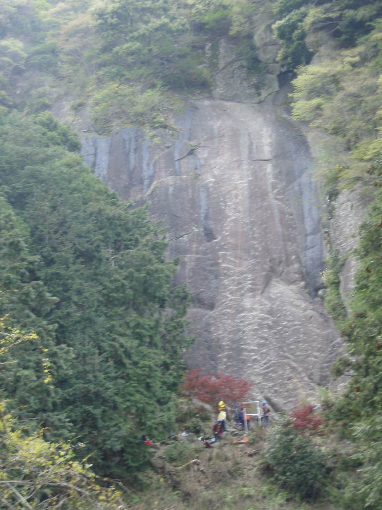 �����������̎R�����L�T