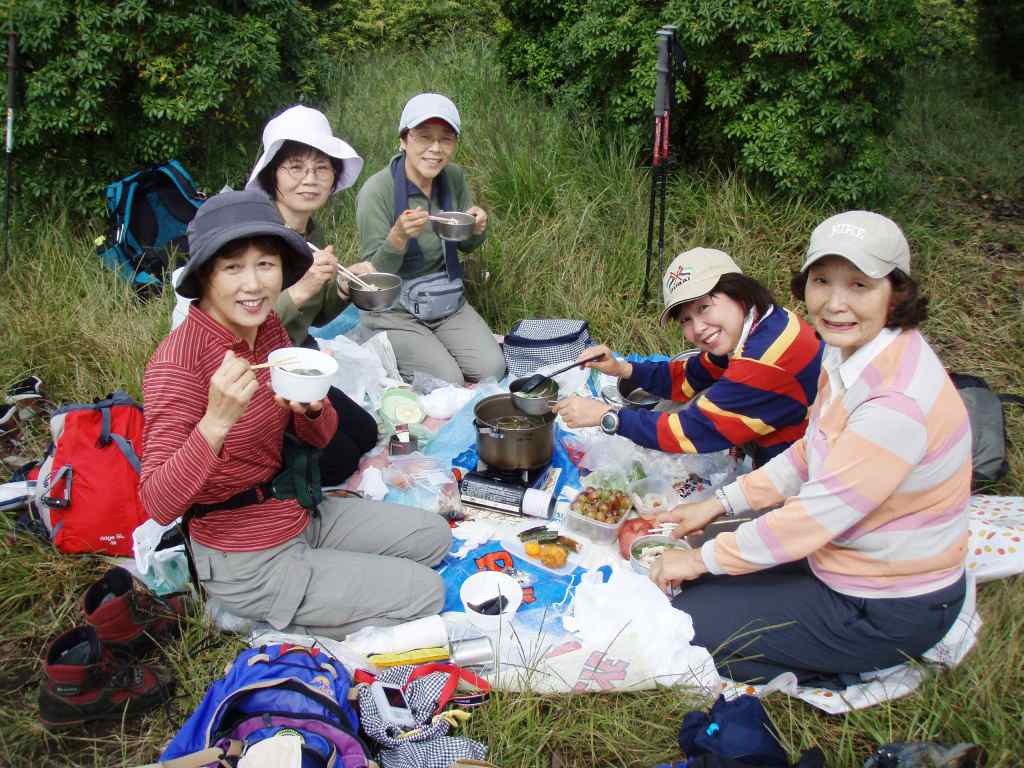 �����������̎R�����L�T