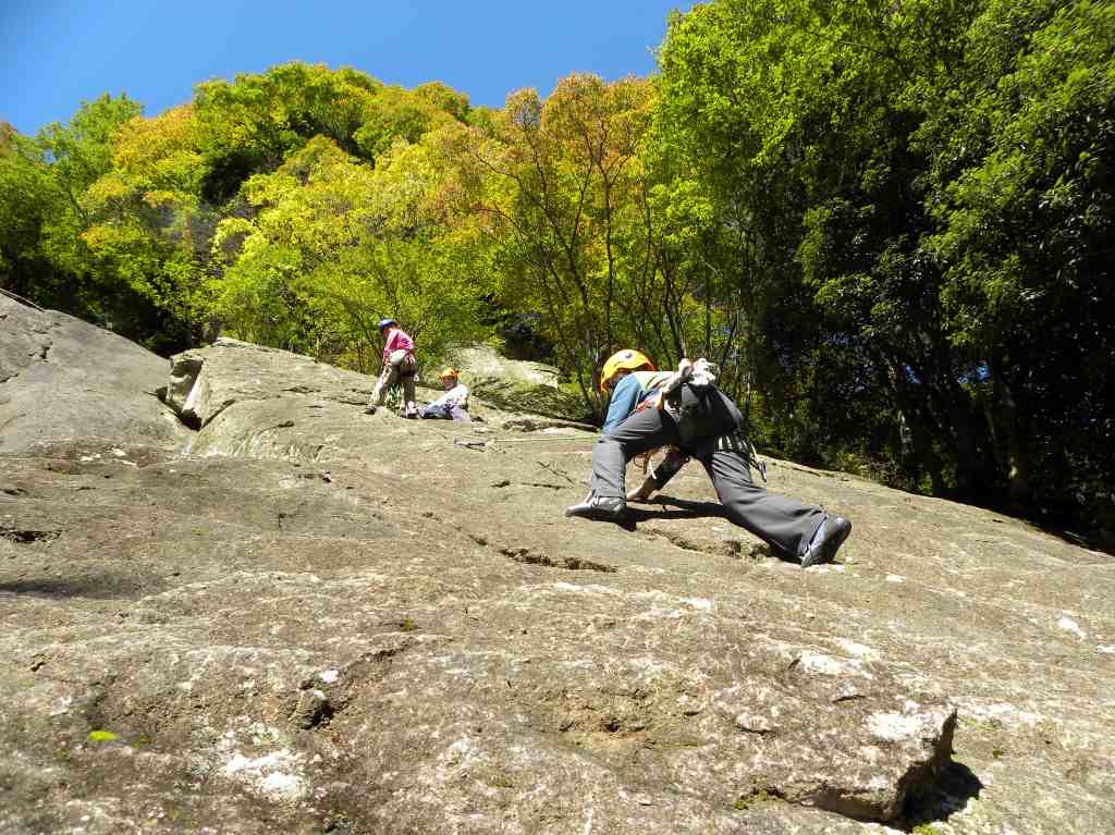 �����������̎R�����L�T