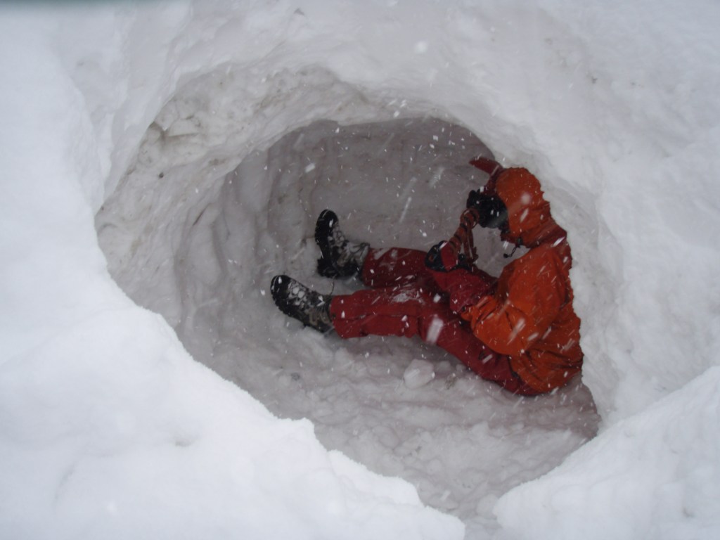 �����������̎R�����L�T