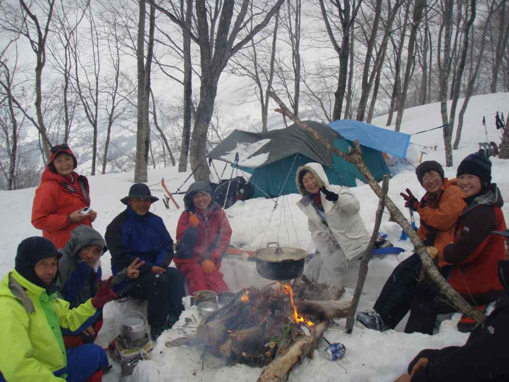 �����������̎R�����L�T