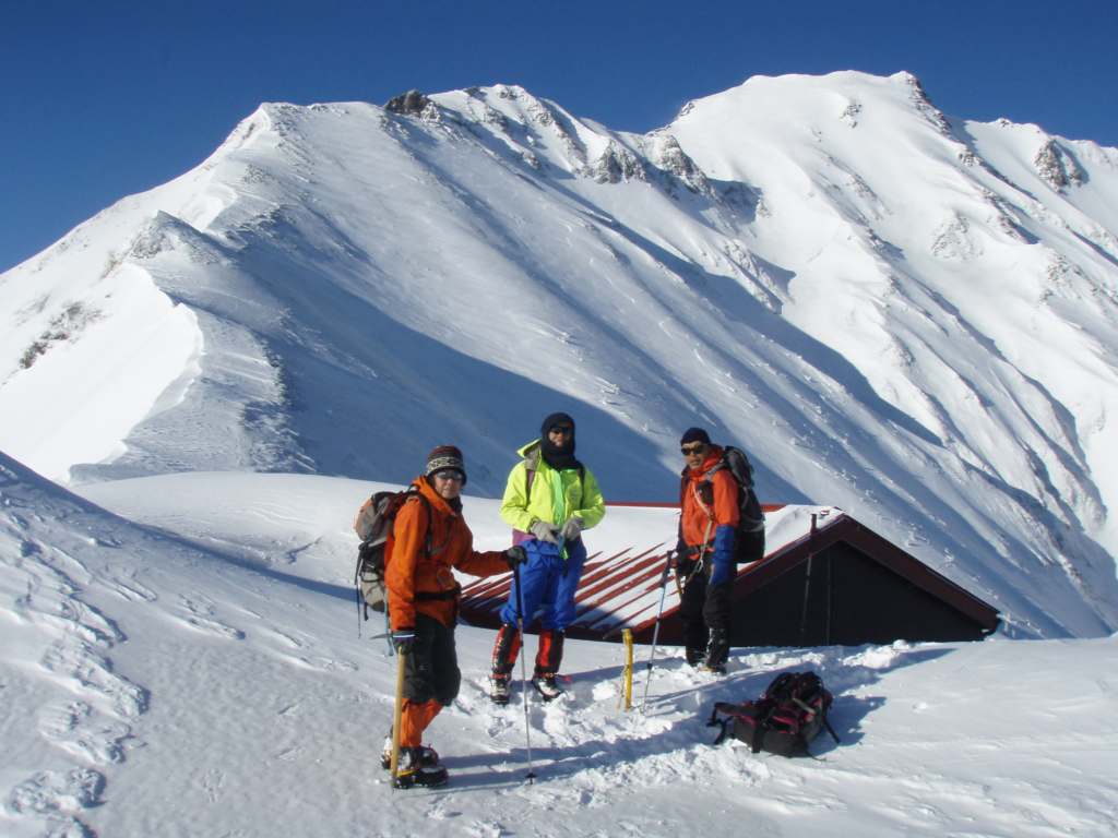 �����������̎R�����L�T