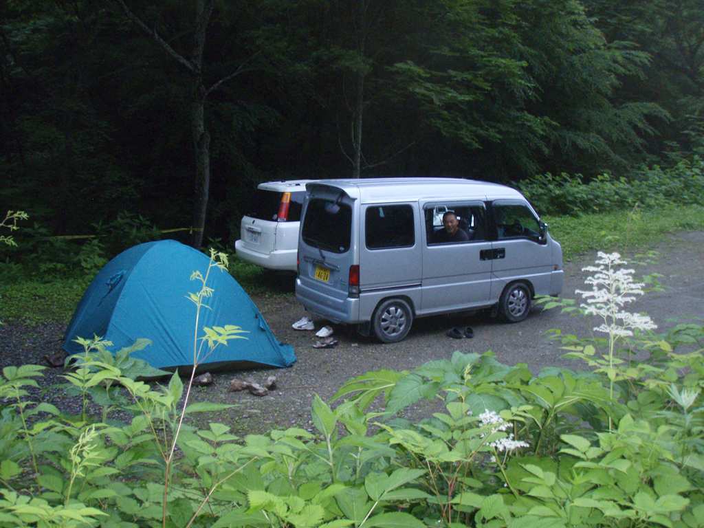 �����������̎R�����L�T