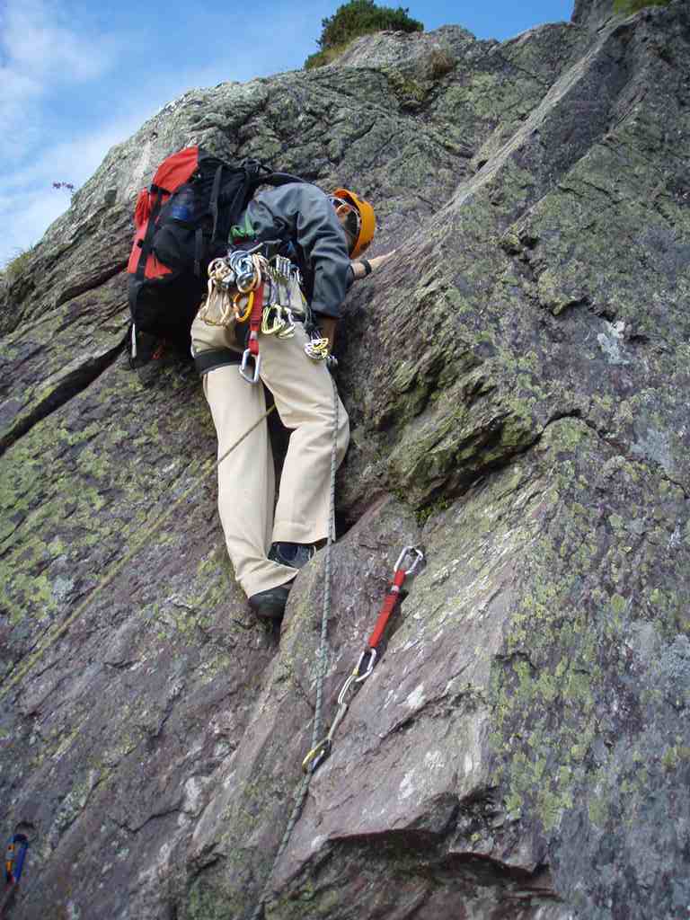 �����������̎R�����L�T