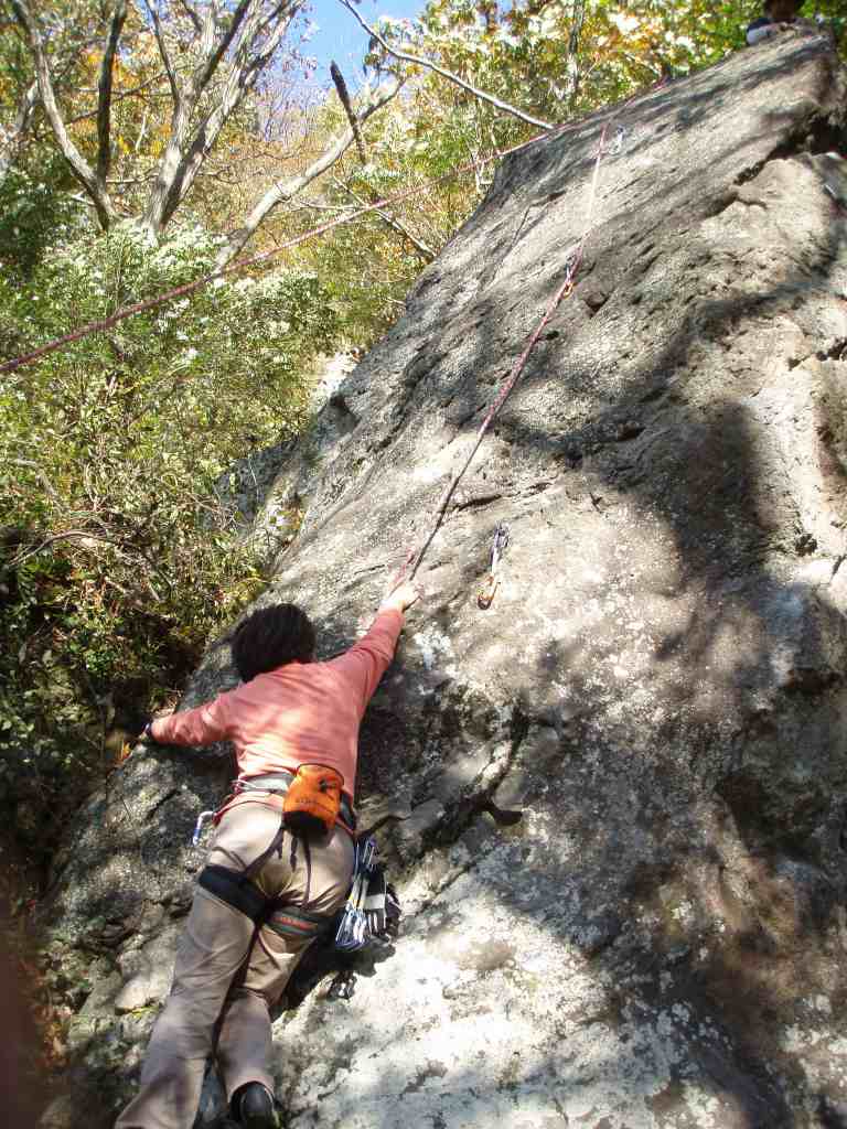 �����������̎R�����L�T