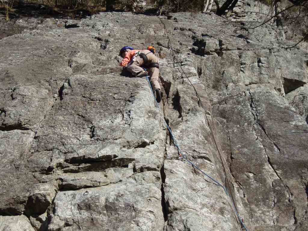 �����������̎R�����L�T