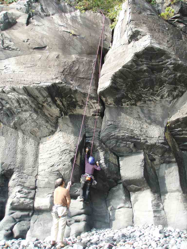 �����������̎R�����L�T