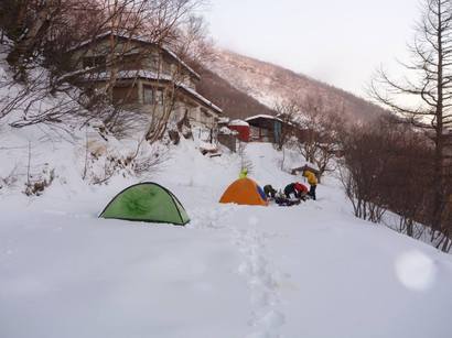 �����������̎R�����L�T