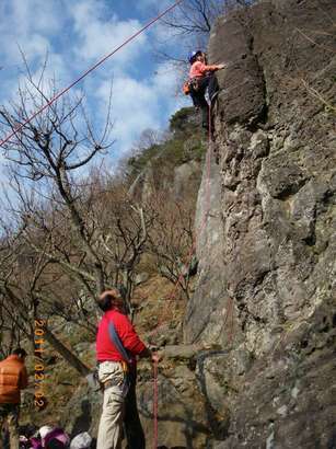 �����������̎R�����L�T