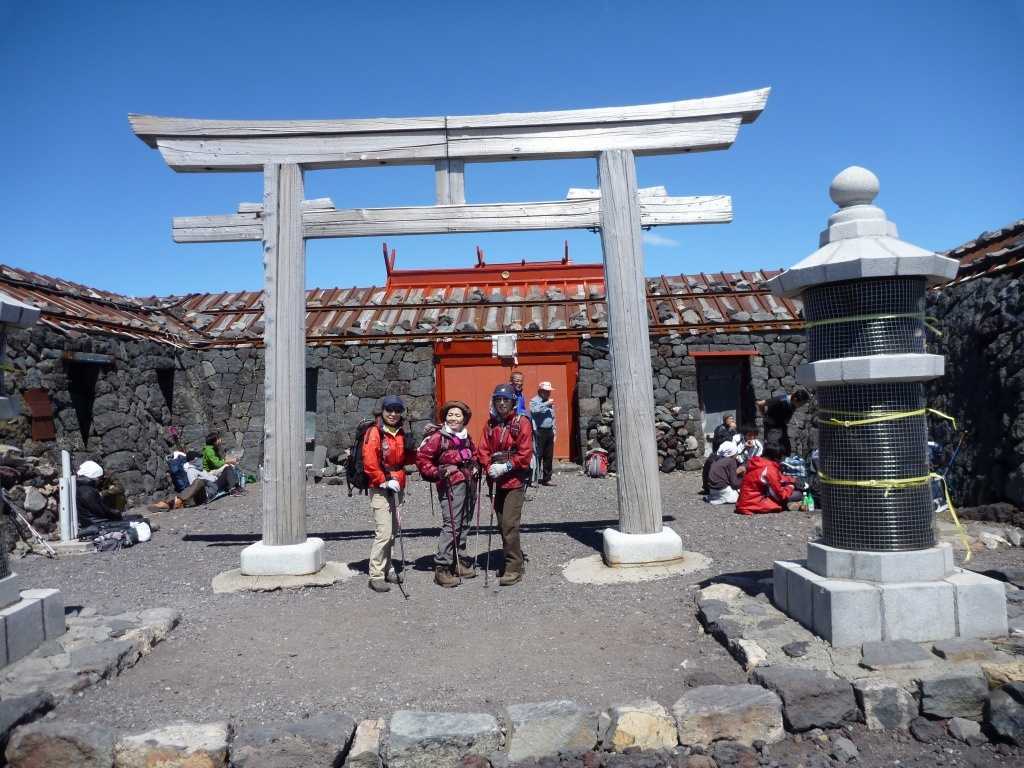 �����������̎R�����L�T