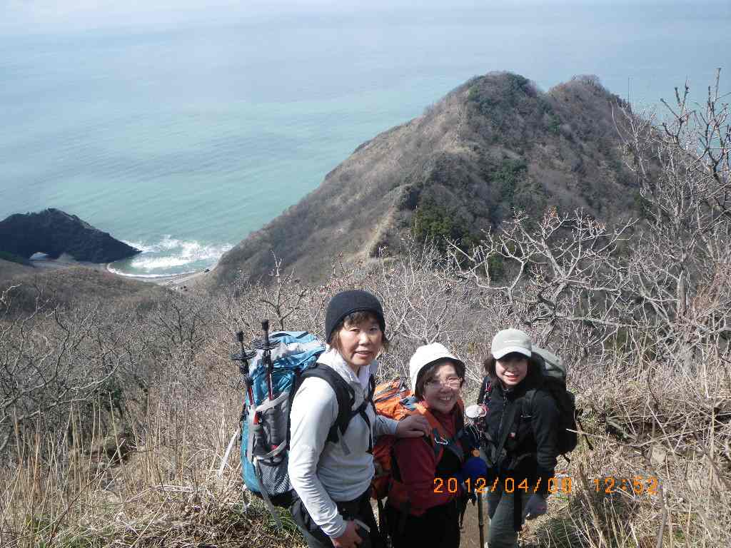 �����������̎R�����L�T