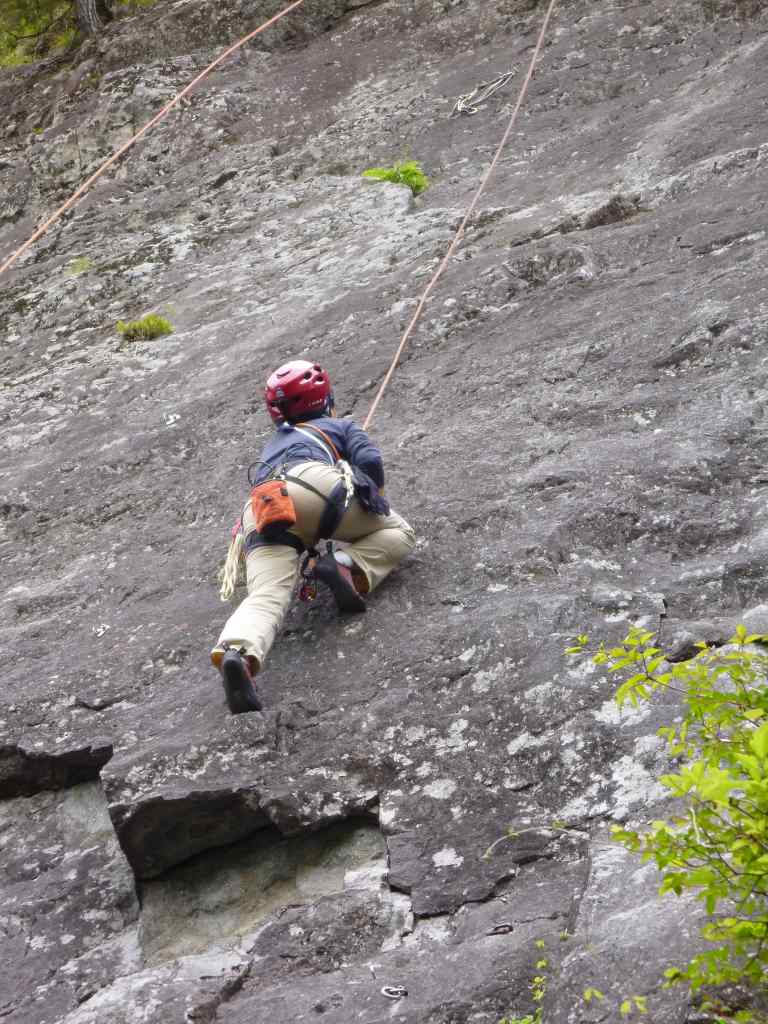 �����������̎R�����L�T