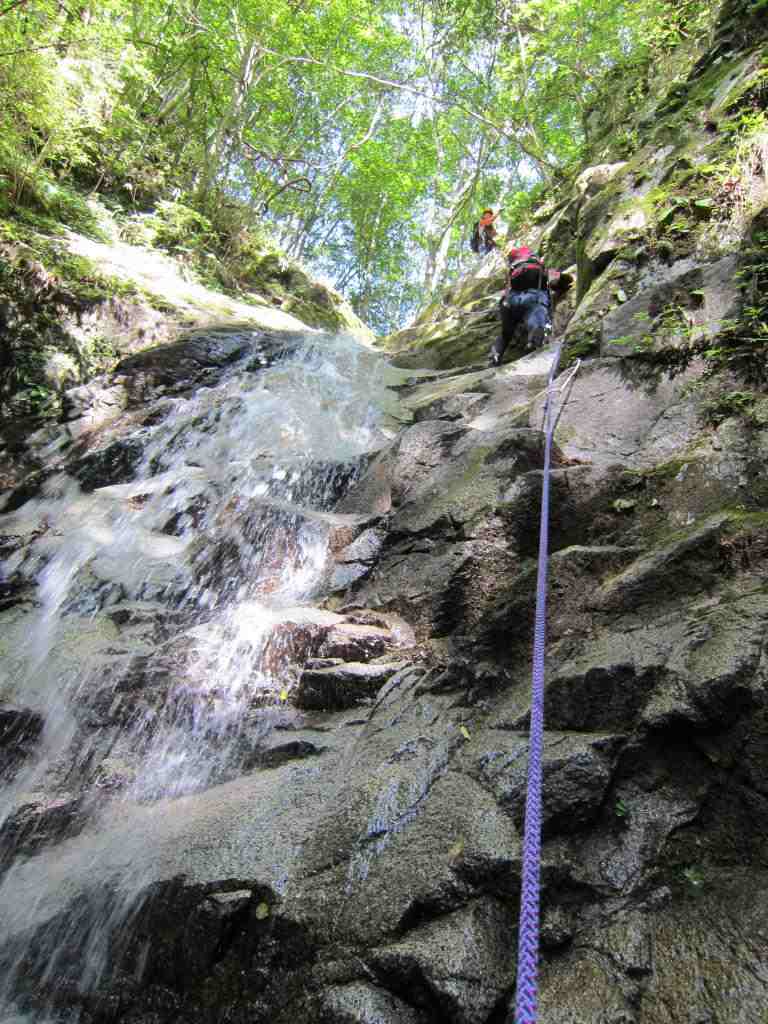 �����������̎R�����L�T