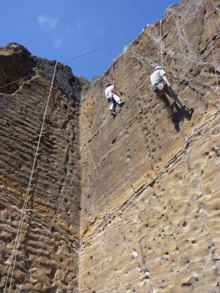 �����������̎R�����L�T