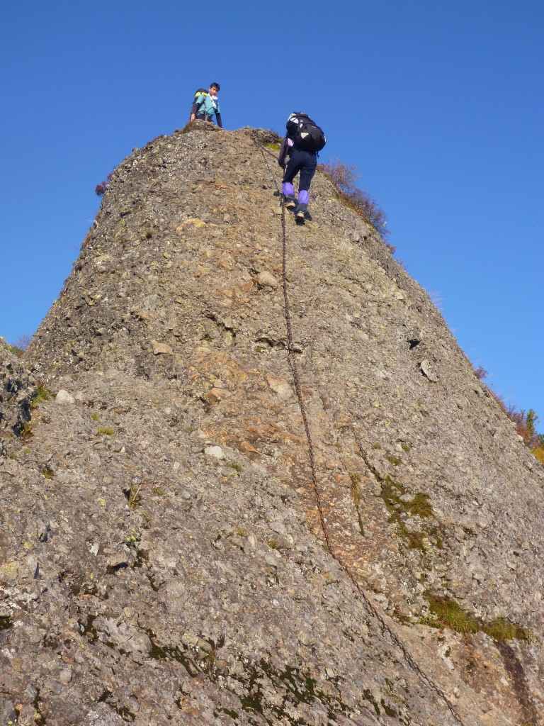 �����������̎R�����L�T