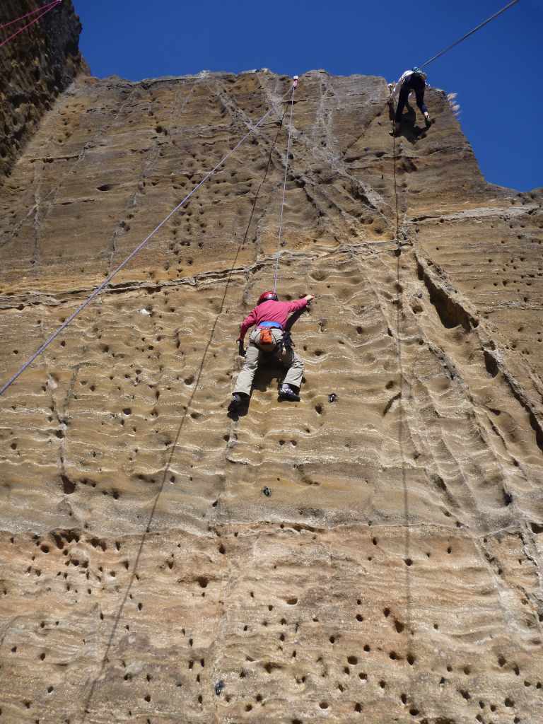 �����������̎R�����L�T