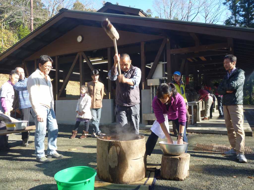 �����������̎R�����L�T